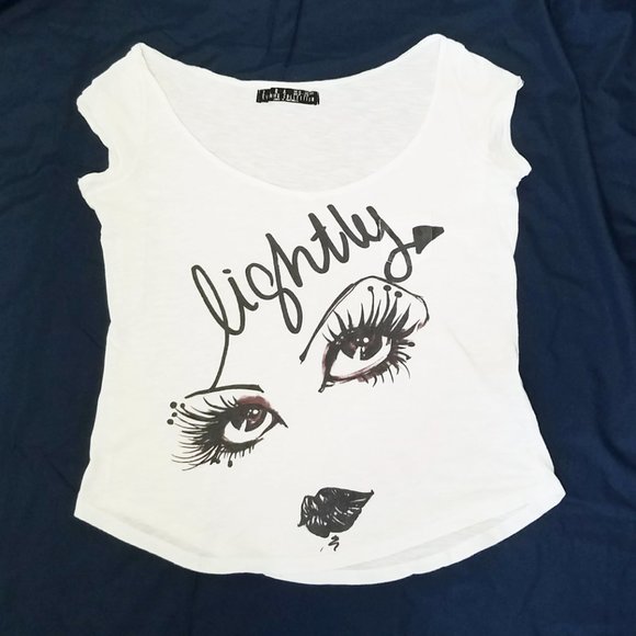 RARE  ZARA Evening Collection Face Eyes Lips Print Lightly Shirt Tshirt - Picture 4 of 6